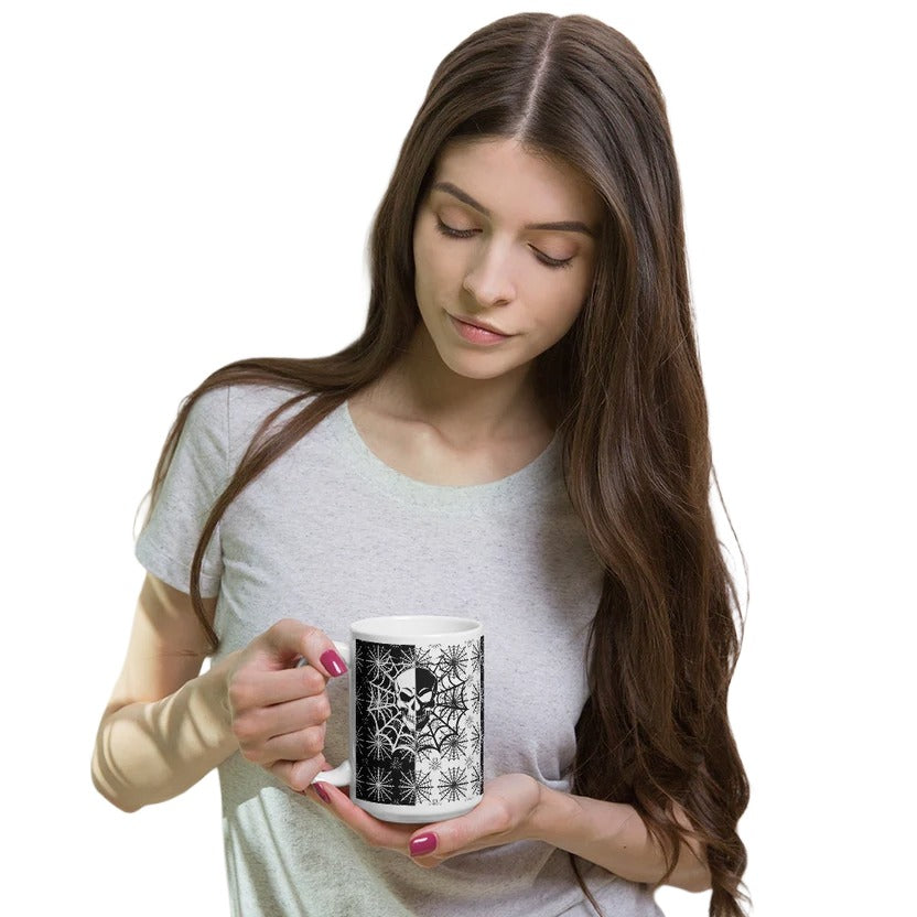 AA27: Spiderweb Style Mug